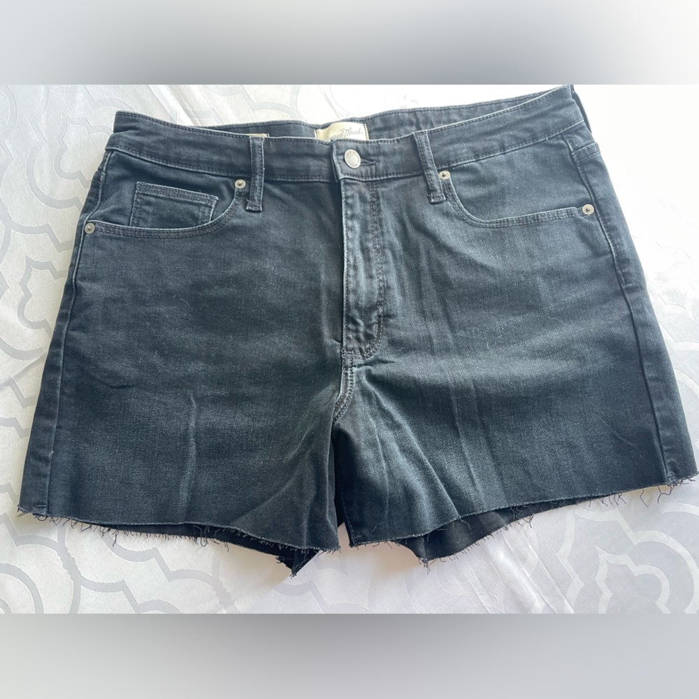 Universal Thread high rise midi dark denim shorts - size 14/32R